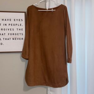 Matte brown dress. So cute for fall